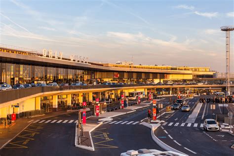 aéroport orly france.